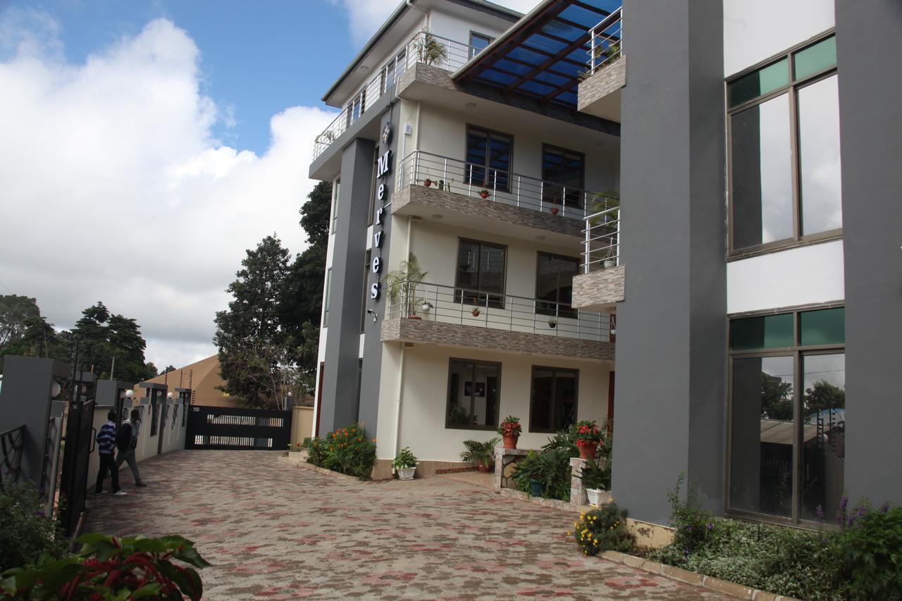 Merves Hotel Arusha Exteriör bild