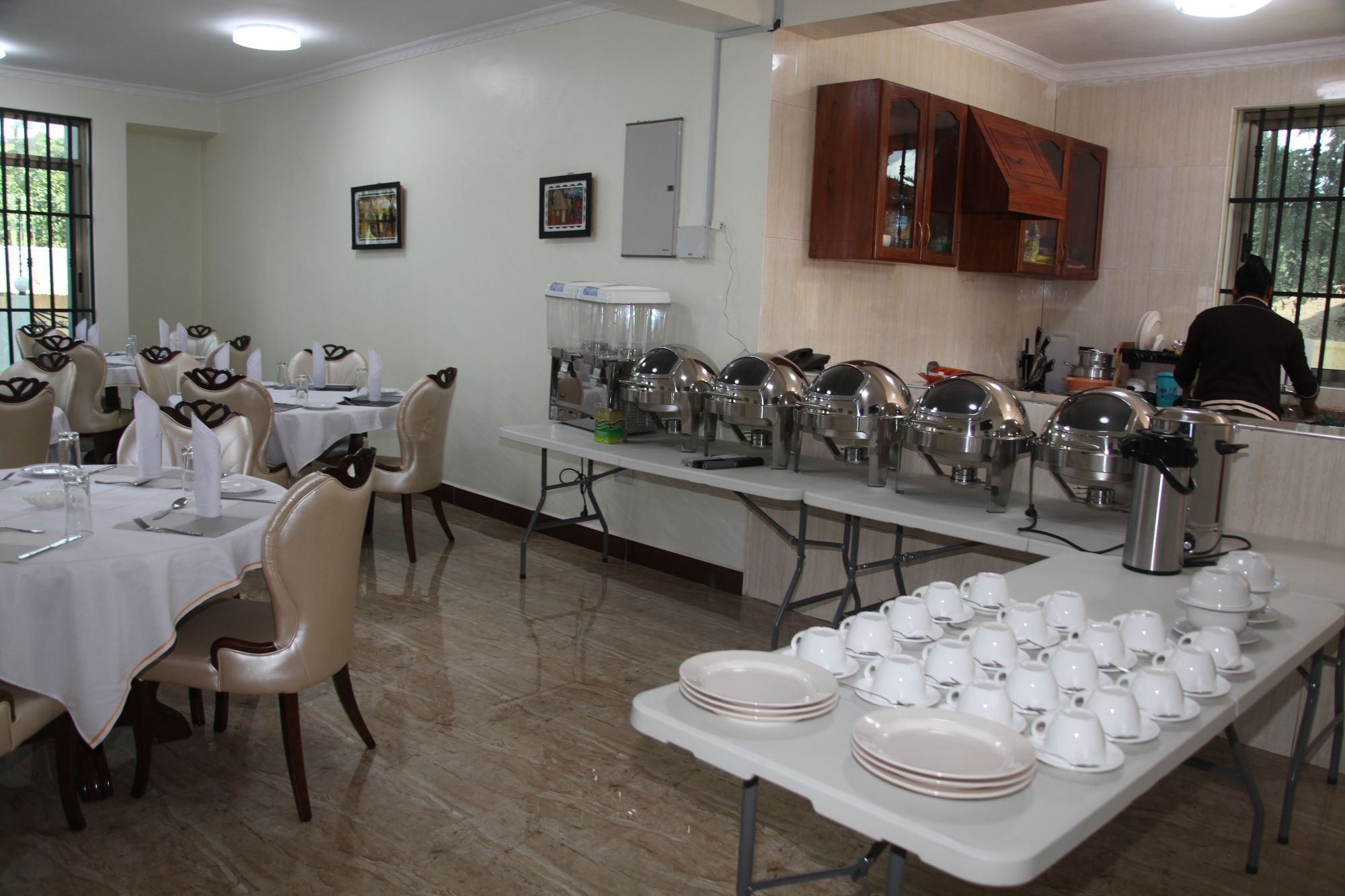Merves Hotel Arusha Exteriör bild